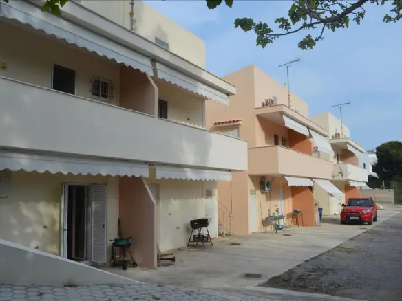 3-bedroom Maisonette In Megara, Greece (95 M²)