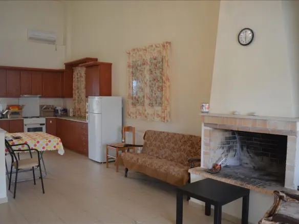 3-bedroom Maisonette In Megara, Greece (95 M²)