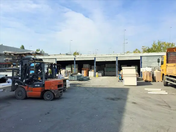 Building In Echedoros, Greece (3.000 M²)