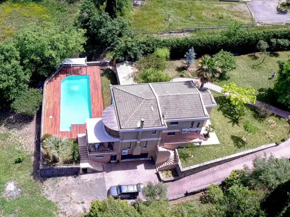 3-bedroom Villa In Corfu, Greece (290 M²)