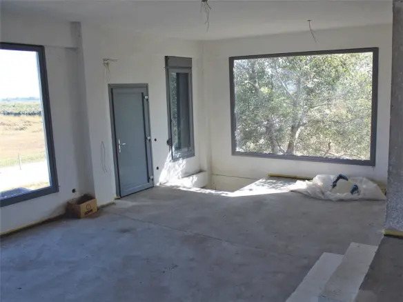 5-bedroom Villa In Katerini, Greece (170 M²)