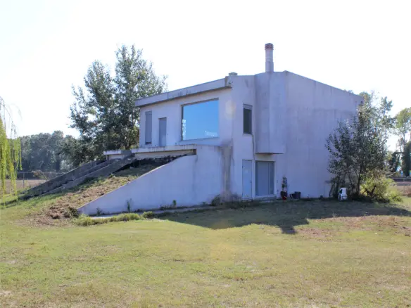 5-bedroom Villa In Katerini, Greece (170 M²)