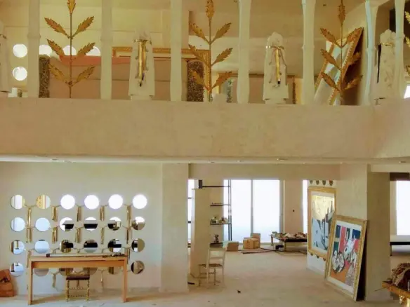 Building In Lavrio, Greece (2.150 M²)