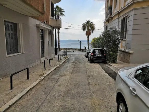 Building In Piraeus Port / Center, Greece (150 M²)