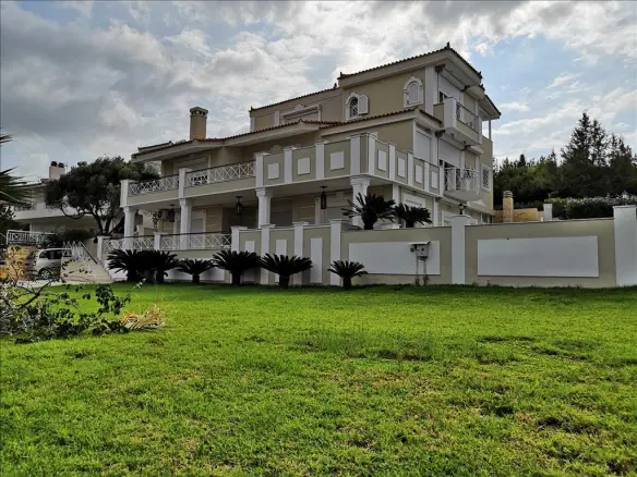 5-bedroom Villa In Palaia Fokaia, Greece (520 M²)