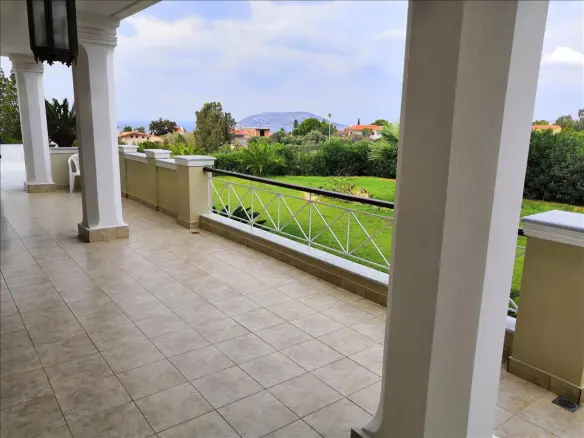 5-bedroom Villa In Palaia Fokaia, Greece (520 M²)