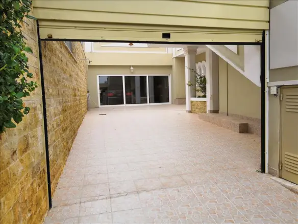 5-bedroom Villa In Palaia Fokaia, Greece (520 M²)