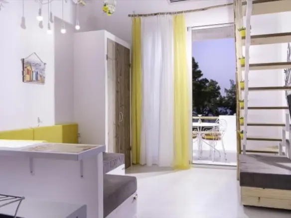 Business In Sithonia, Greece (240 M²)