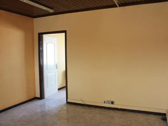 Business In Nea Kidonia, Greece