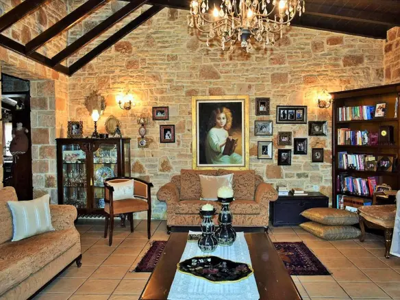 5-bedroom Detached House In Echedoros, Greece (300 M²)