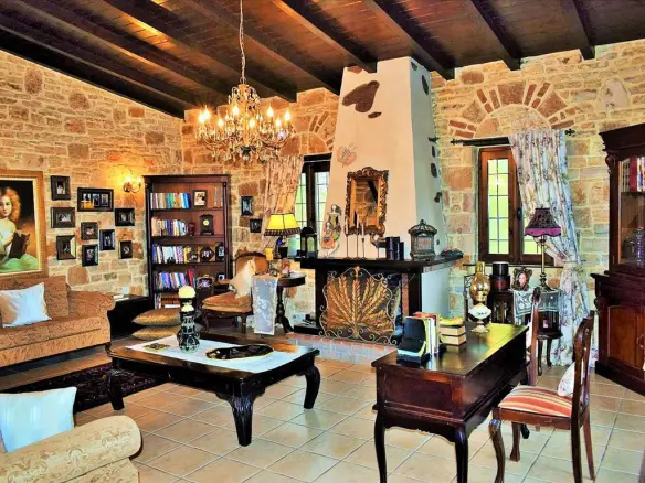 5-bedroom Detached House In Echedoros, Greece (300 M²)