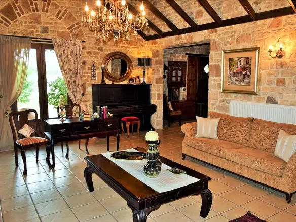 5-bedroom Detached House In Echedoros, Greece (300 M²)