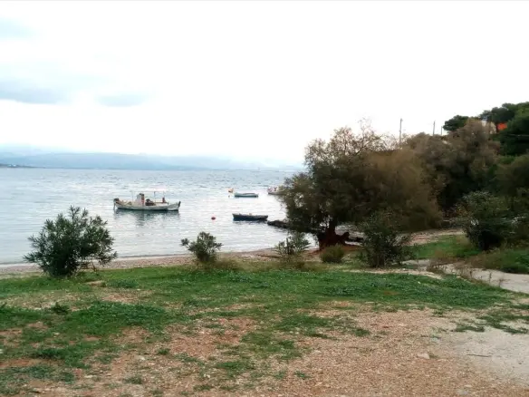 Building In Loutraki-perachora, Greece (600 M²)