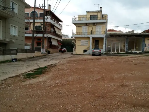 Building In Loutraki-perachora, Greece (600 M²)