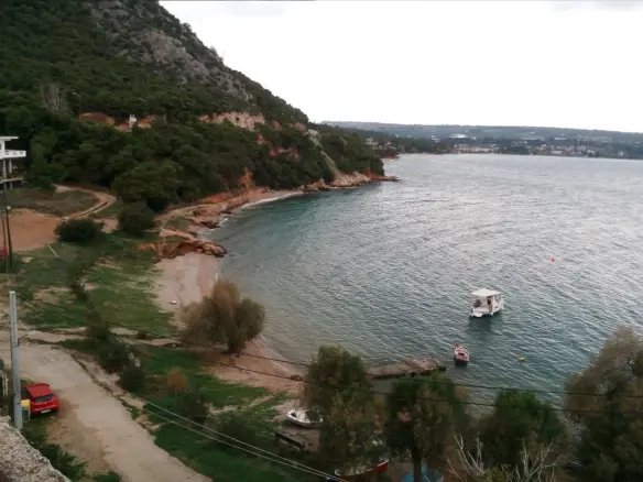 Building In Loutraki-perachora, Greece (600 M²)