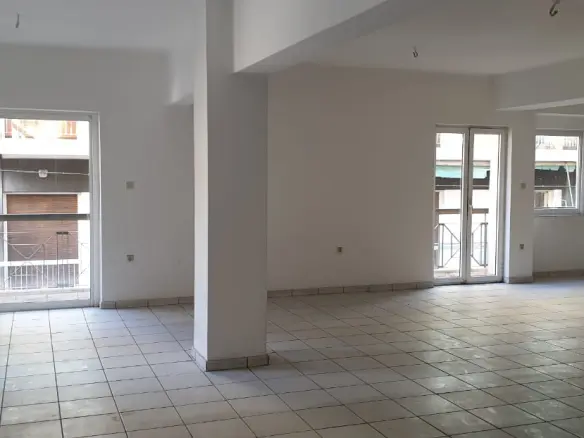 Building In Athens – Center – Center, Greece (692 M²)