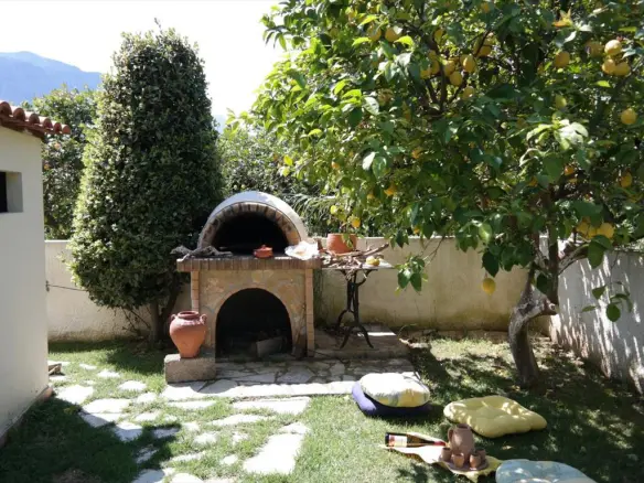 3-bedroom Detached House In Diakopto, Greece (106 M²)