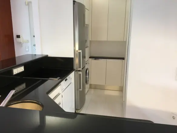 1-bedroom Flat In Voula, Greece (60 M²)