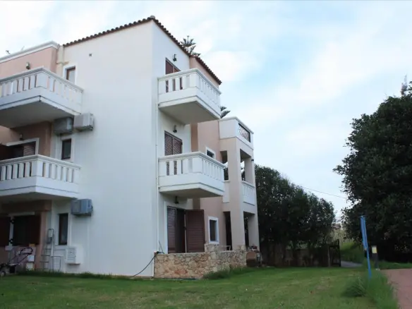 12-bedroom Hotel In Kolimvari, Greece (455 M²)
