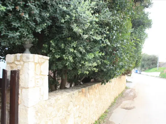 12-bedroom Hotel In Kolimvari, Greece (455 M²)