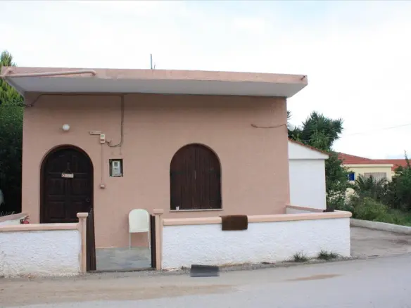 12-bedroom Hotel In Kolimvari, Greece (455 M²)