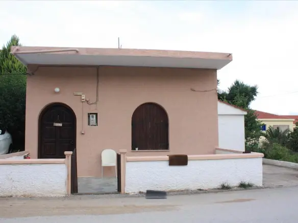 12-bedroom Hotel In Kolimvari, Greece (455 M²)