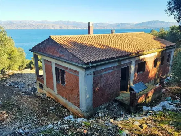 Land In Corfu, Greece (152 M²)