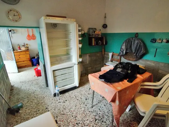 Detached House In Thasos, Greece (415 M²)