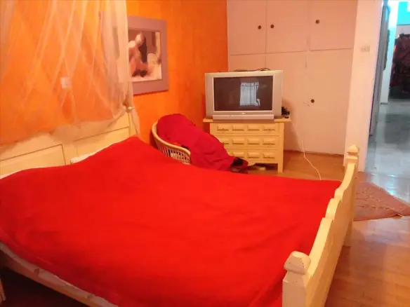 2-bedroom Flat In Center – Port, Greece (160 M²)