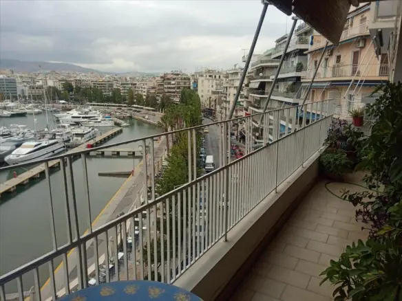 2-bedroom Flat In Center – Port, Greece (160 M²)
