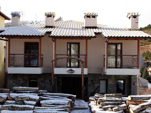 Hotel In Veroia, Greece (430 M²)