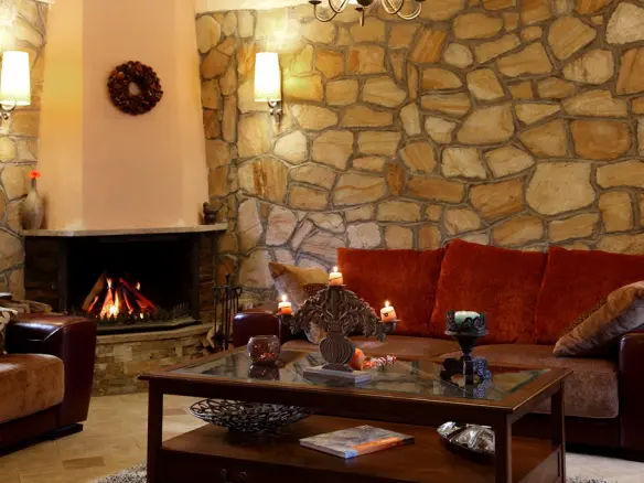 Hotel In Veroia, Greece (430 M²)