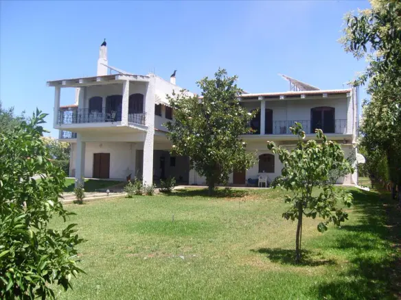 Detached House 500 M² Located On Euboea Island