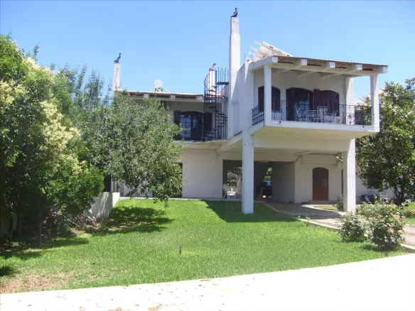 10-bedroom Detached House In Nea Artaki, Greece (500 M²)