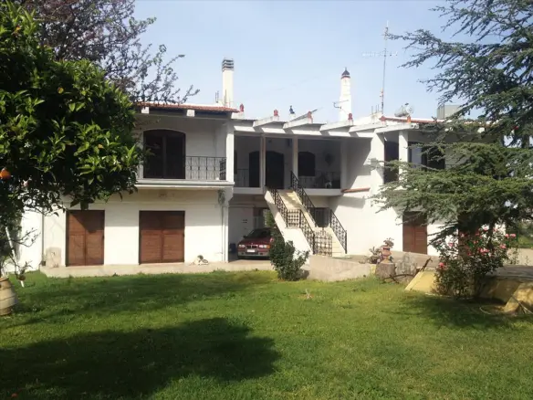 10-bedroom Detached House In Nea Artaki, Greece (500 M²)