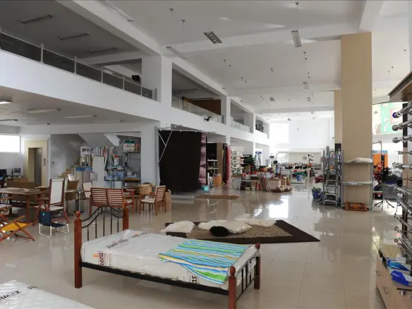 Building In Epidavros, Greece (4.665 M²)