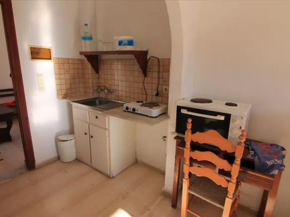 Hotel In Corfu, Greece (400 M²)