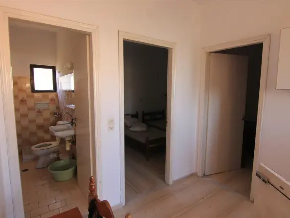 Hotel In Corfu, Greece (400 M²)