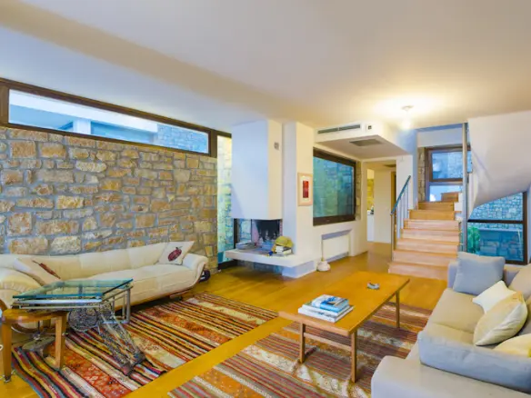 2-bedroom Villa In Poligiros, Greece (300 M²)