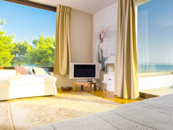 2-bedroom Villa In Poligiros, Greece (300 M²)