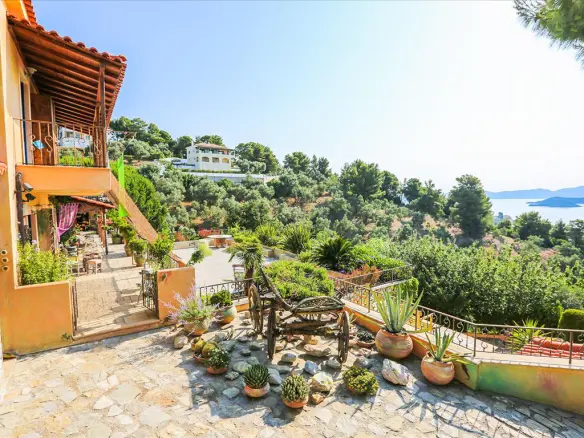 6-bedroom Villa In Skiathos, Greece (640 M²)