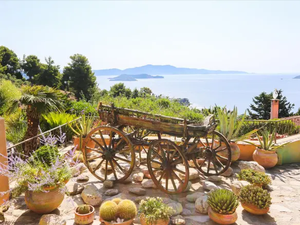 6-bedroom Villa In Skiathos, Greece (640 M²)