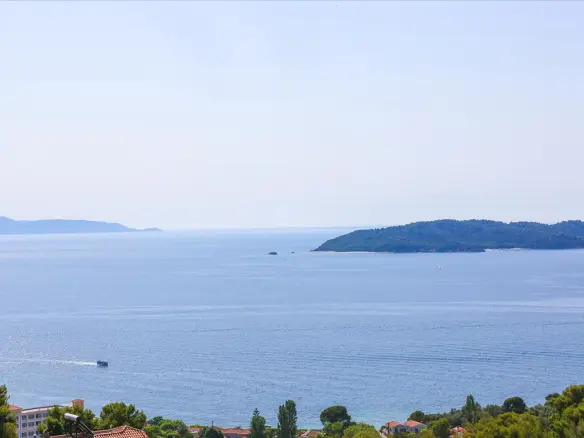 6-bedroom Villa In Skiathos, Greece (640 M²)