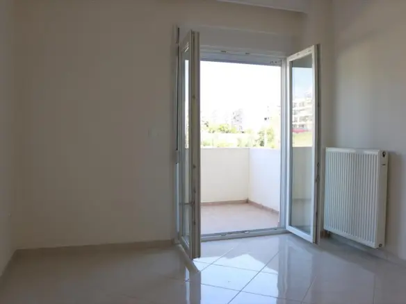 3-bedroom Flat In Evosmos, Greece (118 M²)