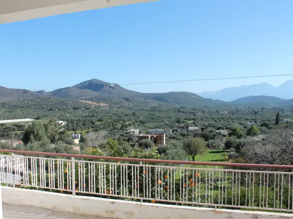 2-bedroom Maisonette In Agios Nikolaos, Greece (180 M²)
