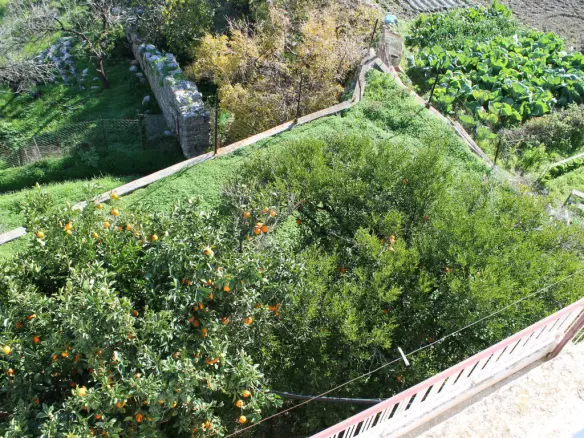 2-bedroom Maisonette In Agios Nikolaos, Greece (180 M²)