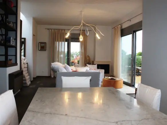 3-bedroom Villa In Agios Nikolaos, Greece (120 M²)
