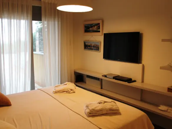 3-bedroom Villa In Agios Nikolaos, Greece (120 M²)