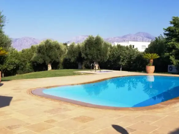 3-bedroom Villa In Agios Nikolaos, Greece (120 M²)