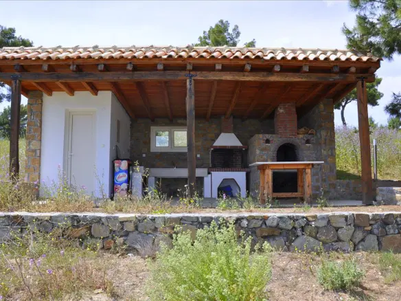 2-bedroom Villa In Poligiros, Greece (300 M²)